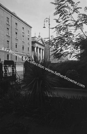 ST F.X.CHURCH GARDINER STREET EXTERIOR